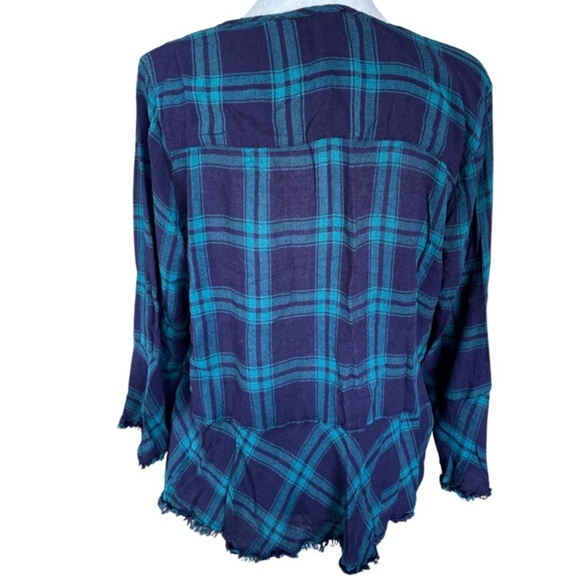 Nine West plaid blouse with trim detailing - Picture 3 of 4